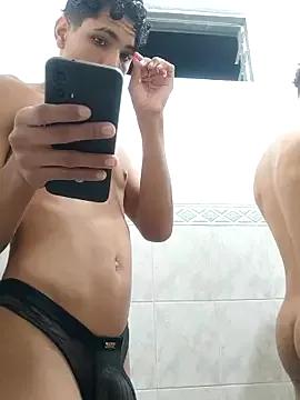 Photos of BrawnLove02 from StripChat is Freechat