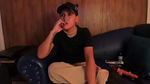 Brianna_Hard from StripChat is Freechat