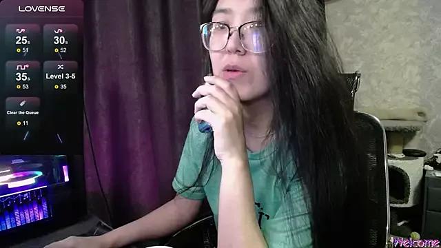 Brightssmiles from StripChat is Freechat