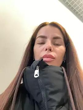 Brilliant-Dew-Kiss from StripChat is Freechat
