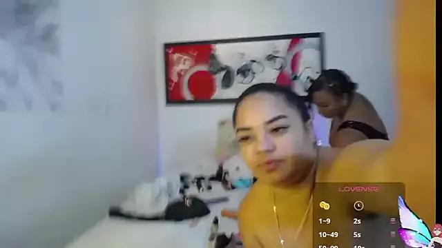 Explore our live girls sluts from our Custom and Multi clubs and checkout exclusive access to highly interactive content, such as shape, hair, titties, pussy type and many more.