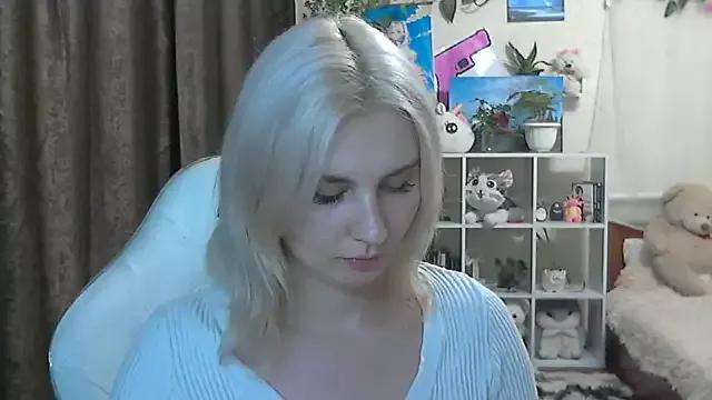 BritneyFresh from StripChat is Freechat