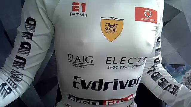 BritneyXKittensx from StripChat is Freechat