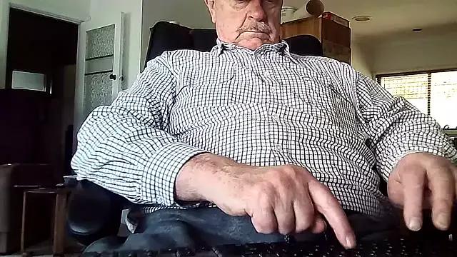 Brnoxx webcams show profile image 