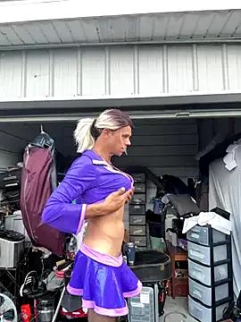 Brooke-lynn from StripChat