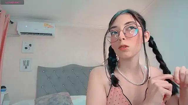 brooklove_doll from StripChat