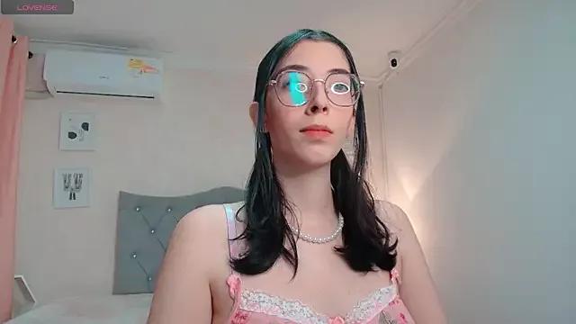 brooklove_doll from StripChat