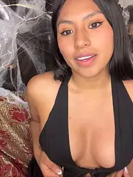 Explore our live girls sluts from our Custom and Multi clubs and checkout exclusive access to highly interactive content, such as shape, hair, titties, pussy type and many more.