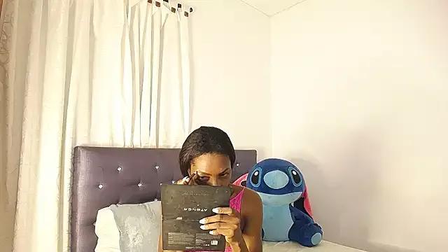 BryanaSmiths webcams show profile image 