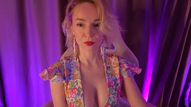 bubbling_crush from StripChat