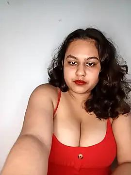 bumblebeegirl from StripChat