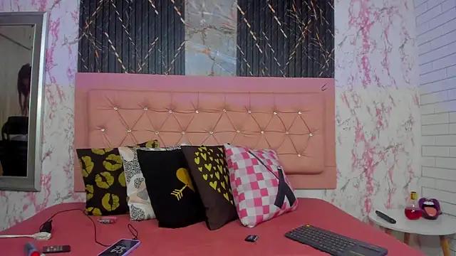 BUNNY__VELEZ from StripChat