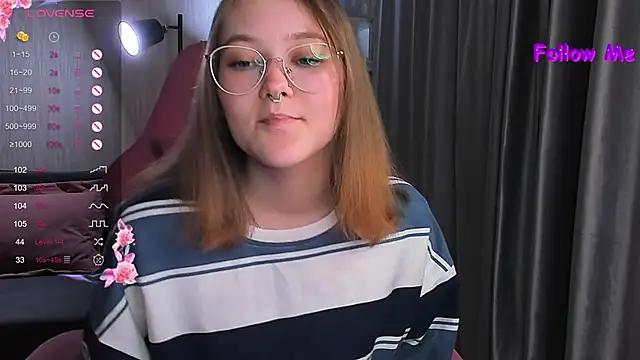 bunny_bubble from StripChat
