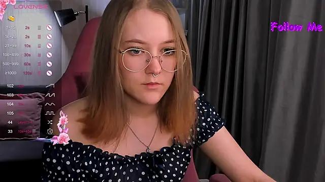 bunny_bubble from StripChat