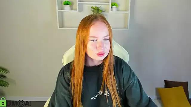 Explore our live girls sluts from our Custom and Multi clubs and checkout exclusive access to highly interactive content, such as shape, hair, titties, pussy type and many more.