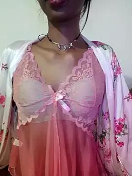 BunnyBloom25 from StripChat