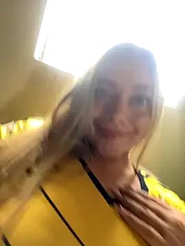 BunnyDream from StripChat