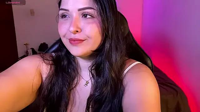 bunnyslovers from StripChat