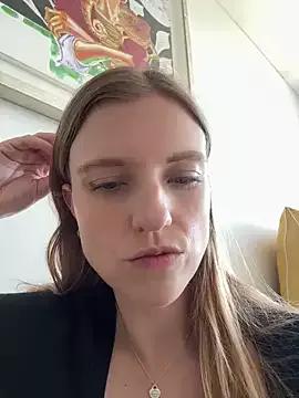 BustyKellyXXX from StripChat is Freechat