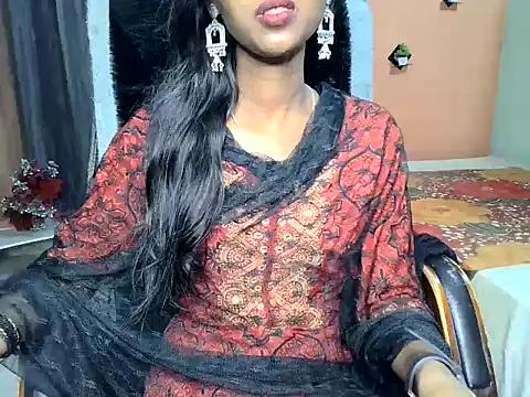 Butterfly_Simmie from StripChat