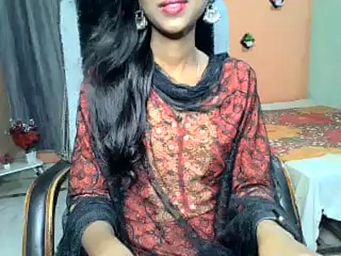 Butterfly_Simmie from StripChat