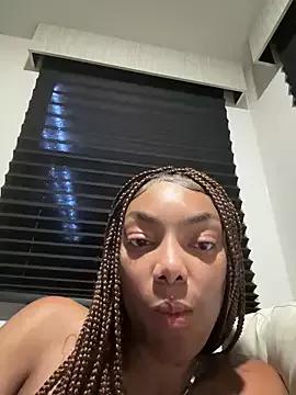 butterflybootyy from StripChat