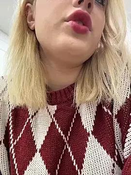 CaitlinSugar from StripChat is Freechat