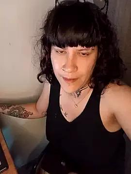 callmelouve from StripChat