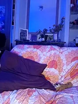 callmelouve from StripChat