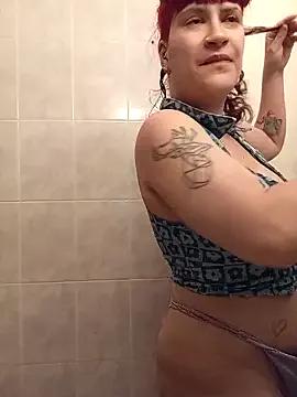 callmelouve from StripChat