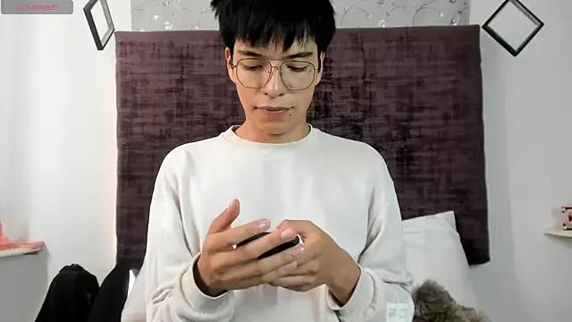callmesugar_wolf from StripChat