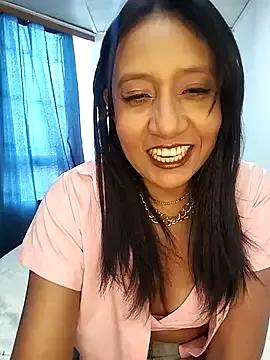 cami_victoria from StripChat is Freechat