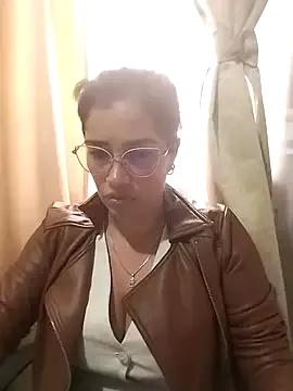 Camila_Garcia_ from StripChat is Freechat