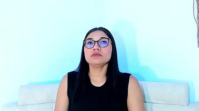 Explore our live girls sluts from our Custom and Multi clubs and checkout exclusive access to highly interactive content, such as shape, hair, titties, pussy type and many more.