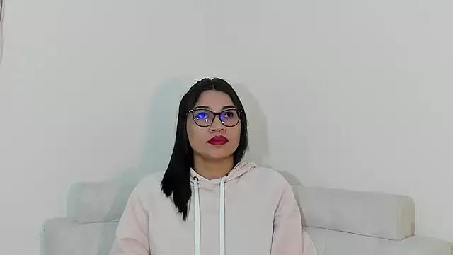 CamilaFs from StripChat is Freechat