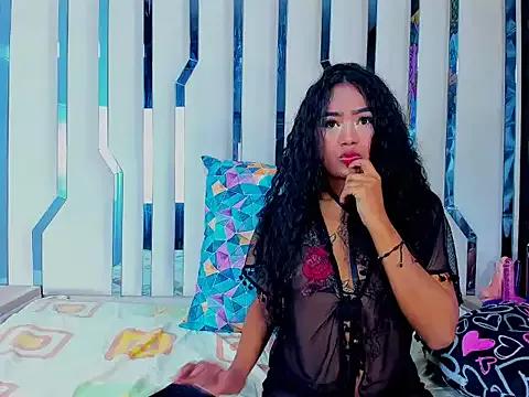 Camilaqueenh webcams show profile image 