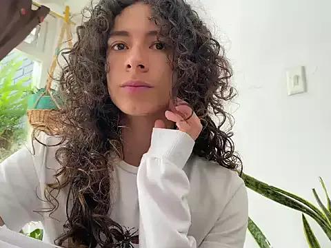 camille_delrey from StripChat is Freechat