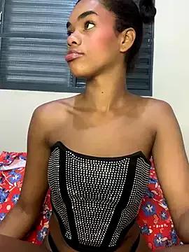 Cammgirlmii from StripChat