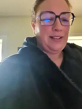 Canadian_BBW from StripChat