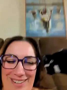 Canadian_BBW from StripChat