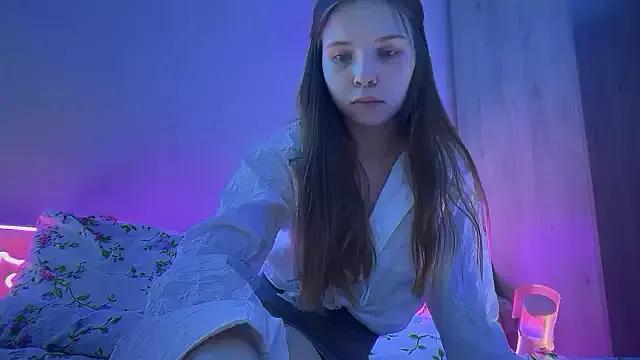 Explore our live girls sluts from our Custom and Multi clubs and checkout exclusive access to highly interactive content, such as shape, hair, titties, pussy type and many more.