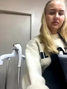 Explore our live girls sluts from our Custom and Multi clubs and checkout exclusive access to highly interactive content, such as shape, hair, titties, pussy type and many more.
