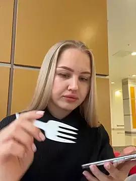 Explore our live girls sluts from our Custom and Multi clubs and checkout exclusive access to highly interactive content, such as shape, hair, titties, pussy type and many more.