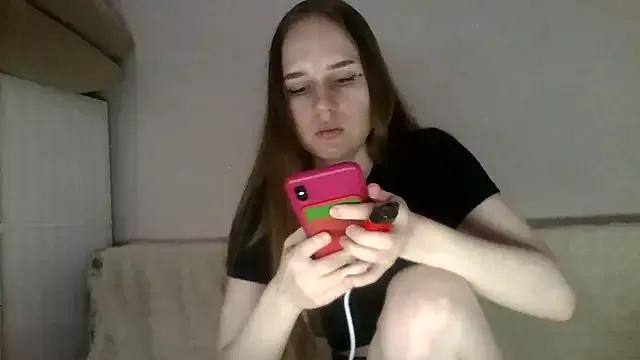 Caramel_B00BS from StripChat