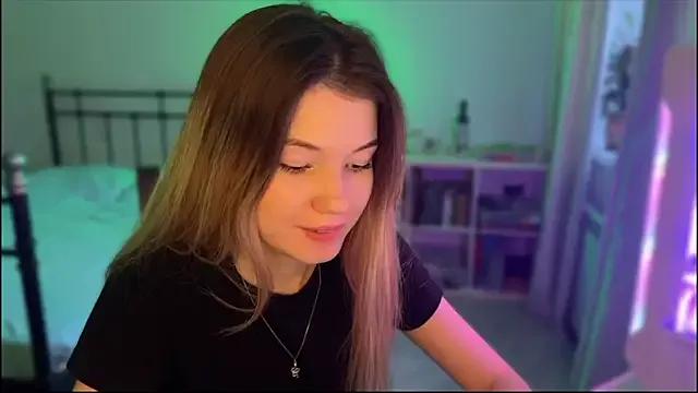 Caramel_Peach from StripChat