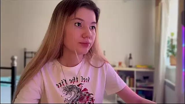 Caramel_Peach from StripChat