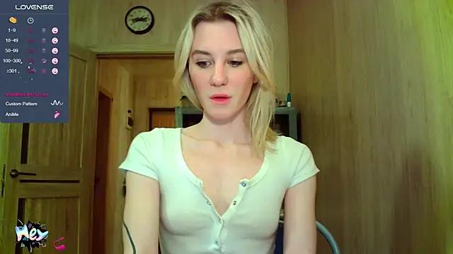 Caramel_piegirl from StripChat