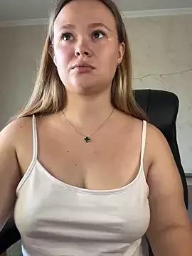 CaramelleSugar_ from StripChat