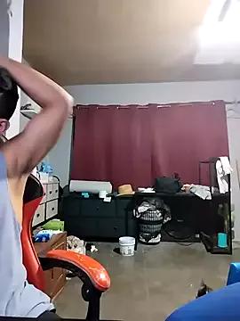 Carandrew from StripChat is Freechat