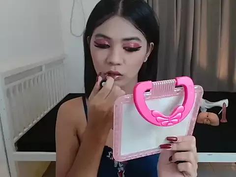 Explore our live girls sluts from our Custom and Multi clubs and checkout exclusive access to highly interactive content, such as shape, hair, titties, pussy type and many more.